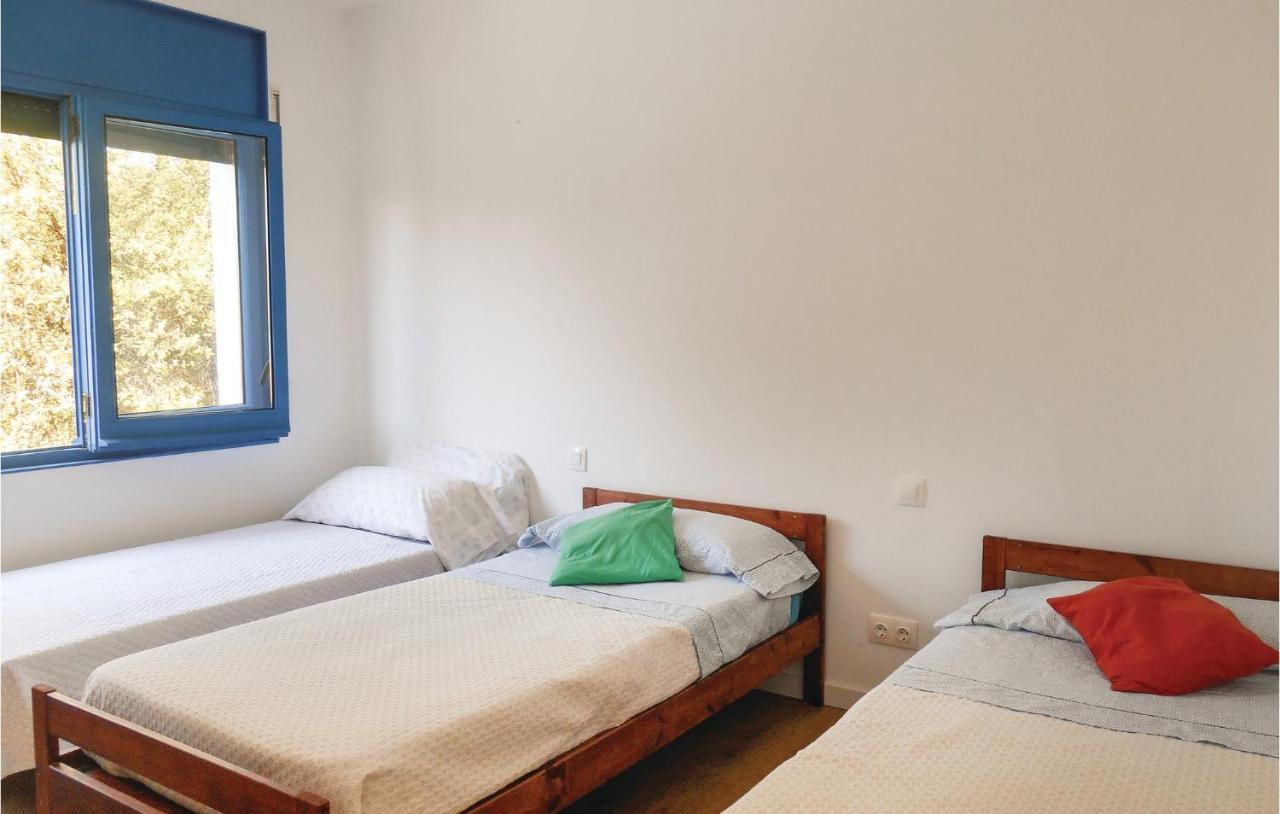2 Bedroom Amazing Apartment In Tossa De Mar Exterior photo